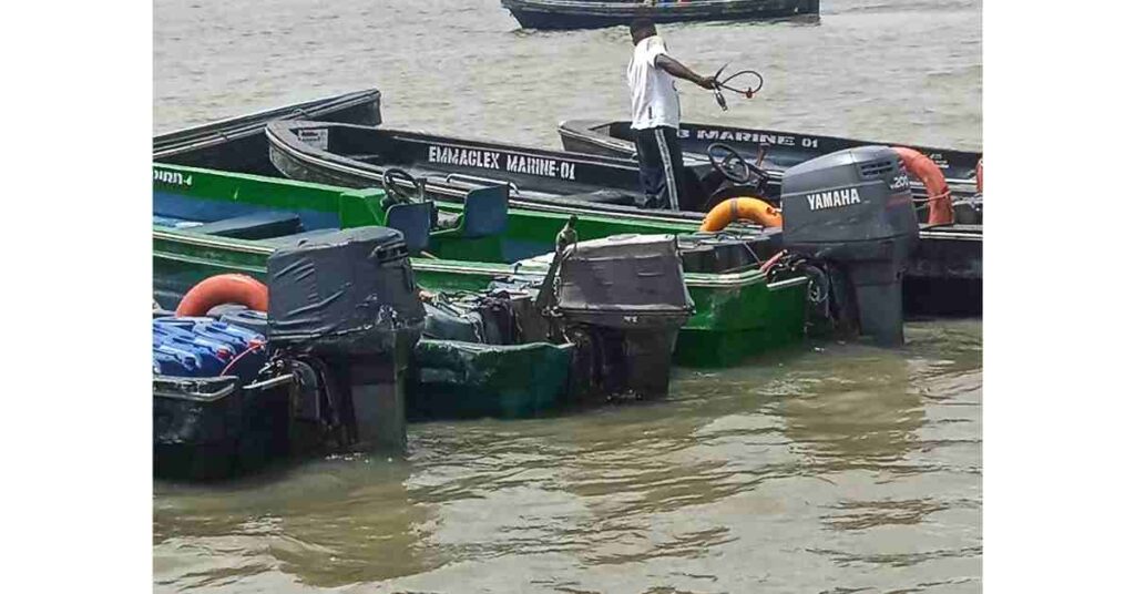 small Passenger Speed boats 